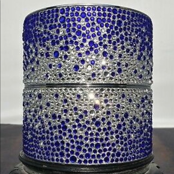 SWAROVSKI crystal container with lid.